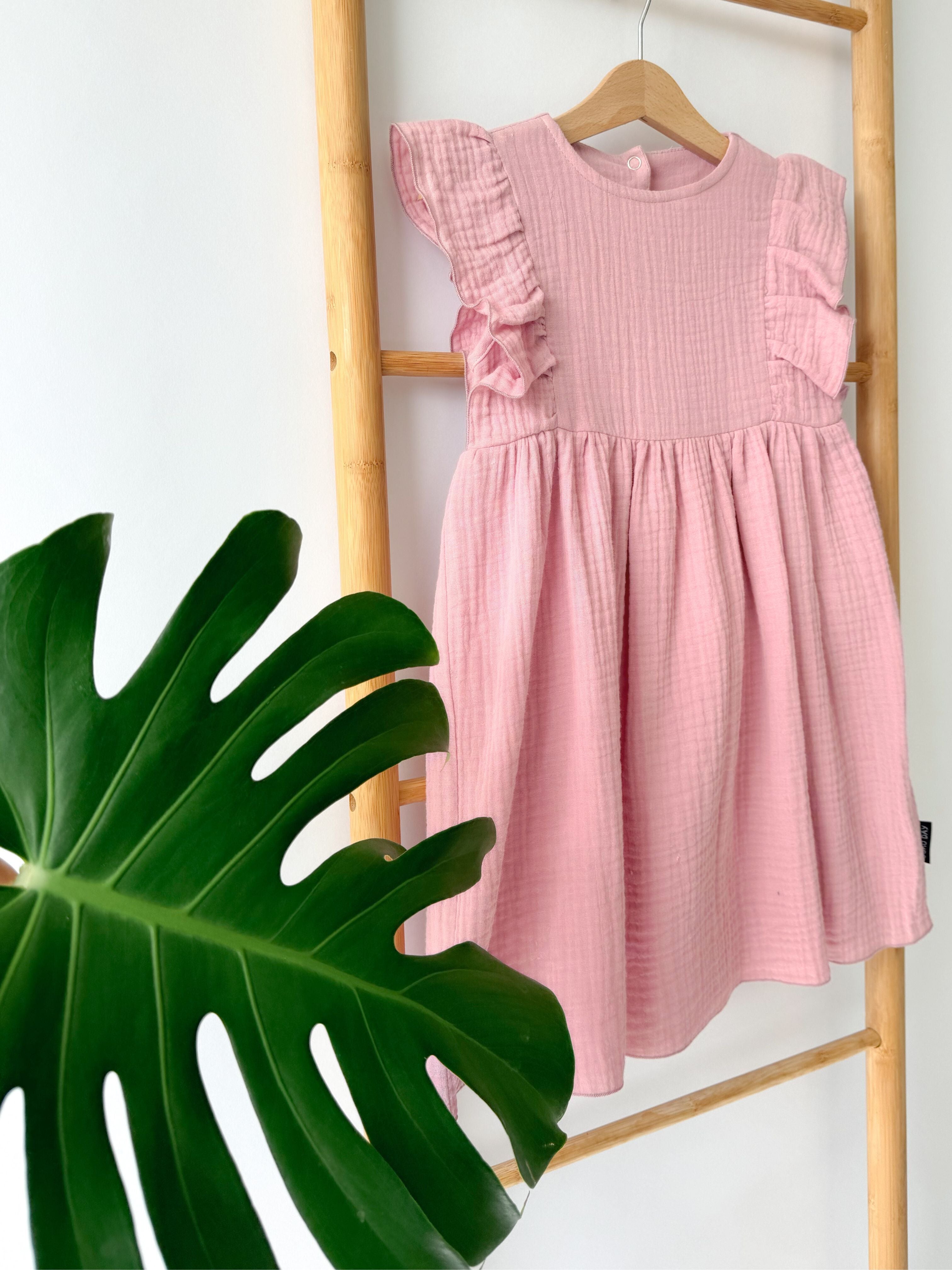 Vaikiška vasarinė muslino suknelė "Baby pink"