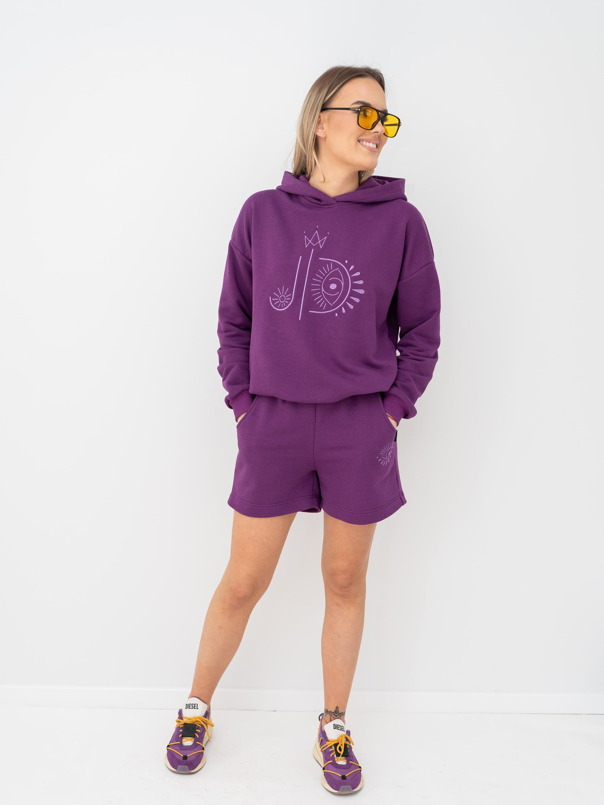 Laisvalaikio šortai moterims "Sugar plum"