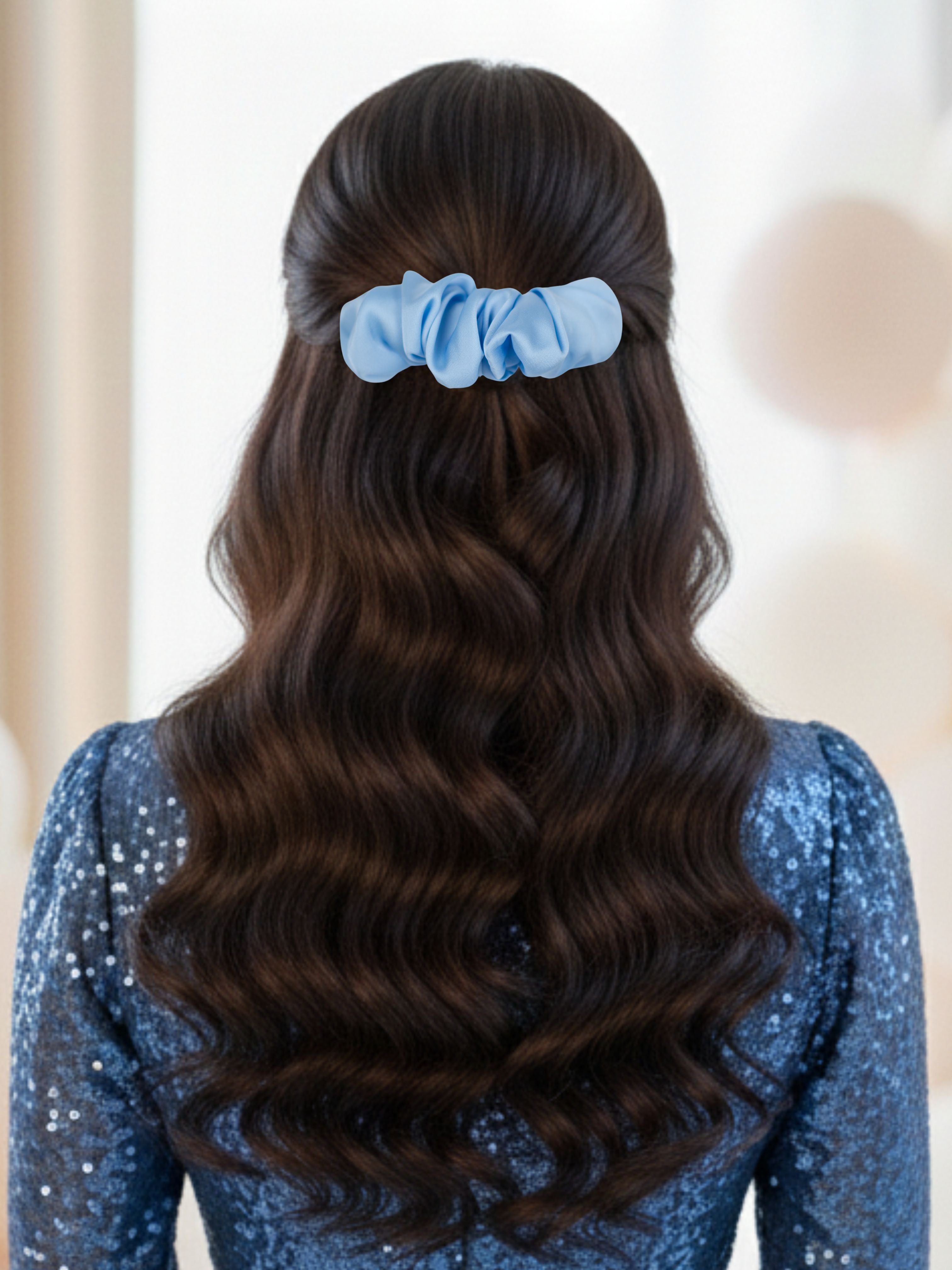 Plaukų segtukas-kruasanas iš šilko "Luxurious blue"