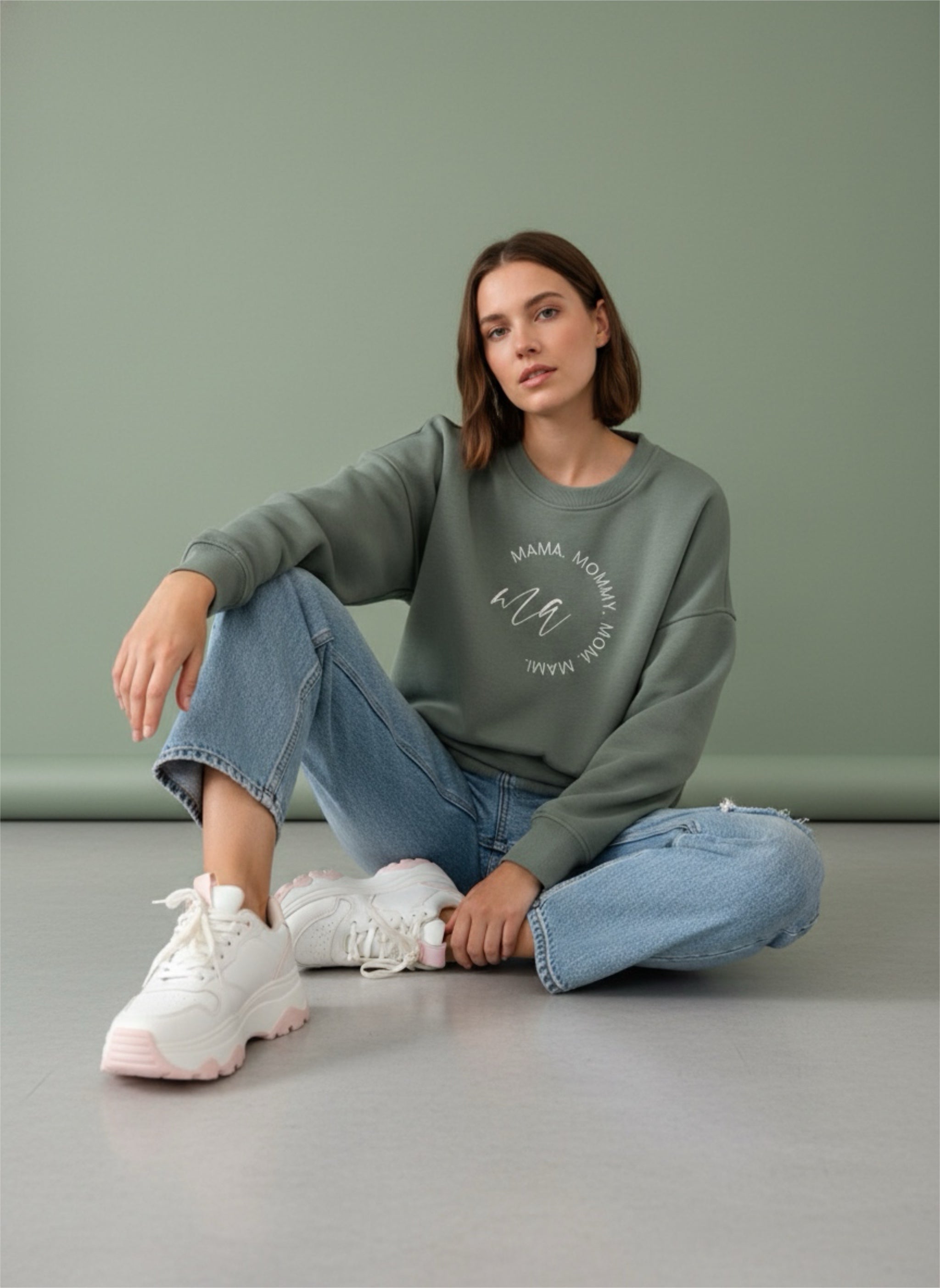 Pistacijų spalvos moteriškas megztinis "MAMA"