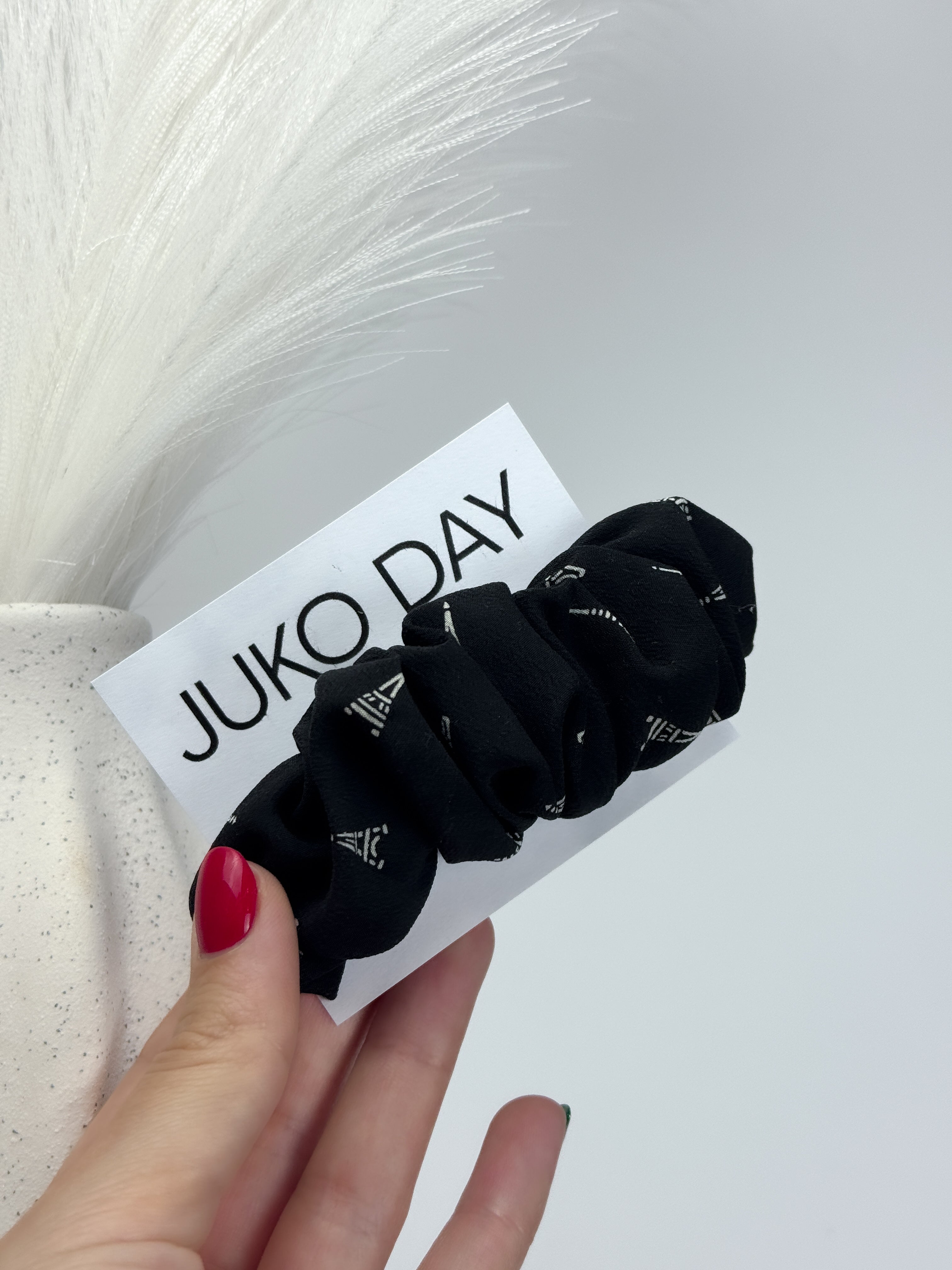 Plaukų segtukas-kruasanas "To Paris, please"