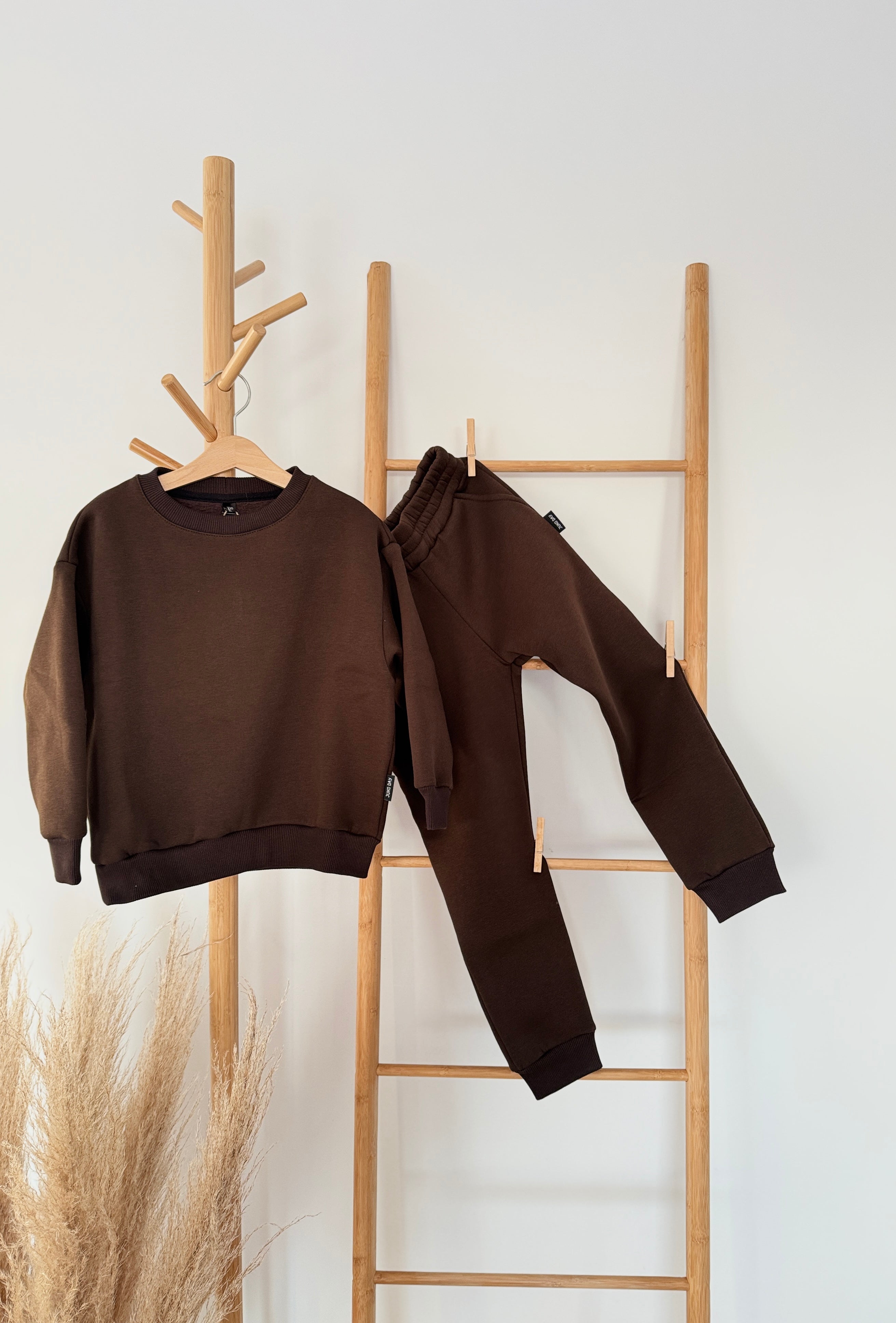 Vaikiškas kostiumėlis su pūkeliu | 110-116 dydis