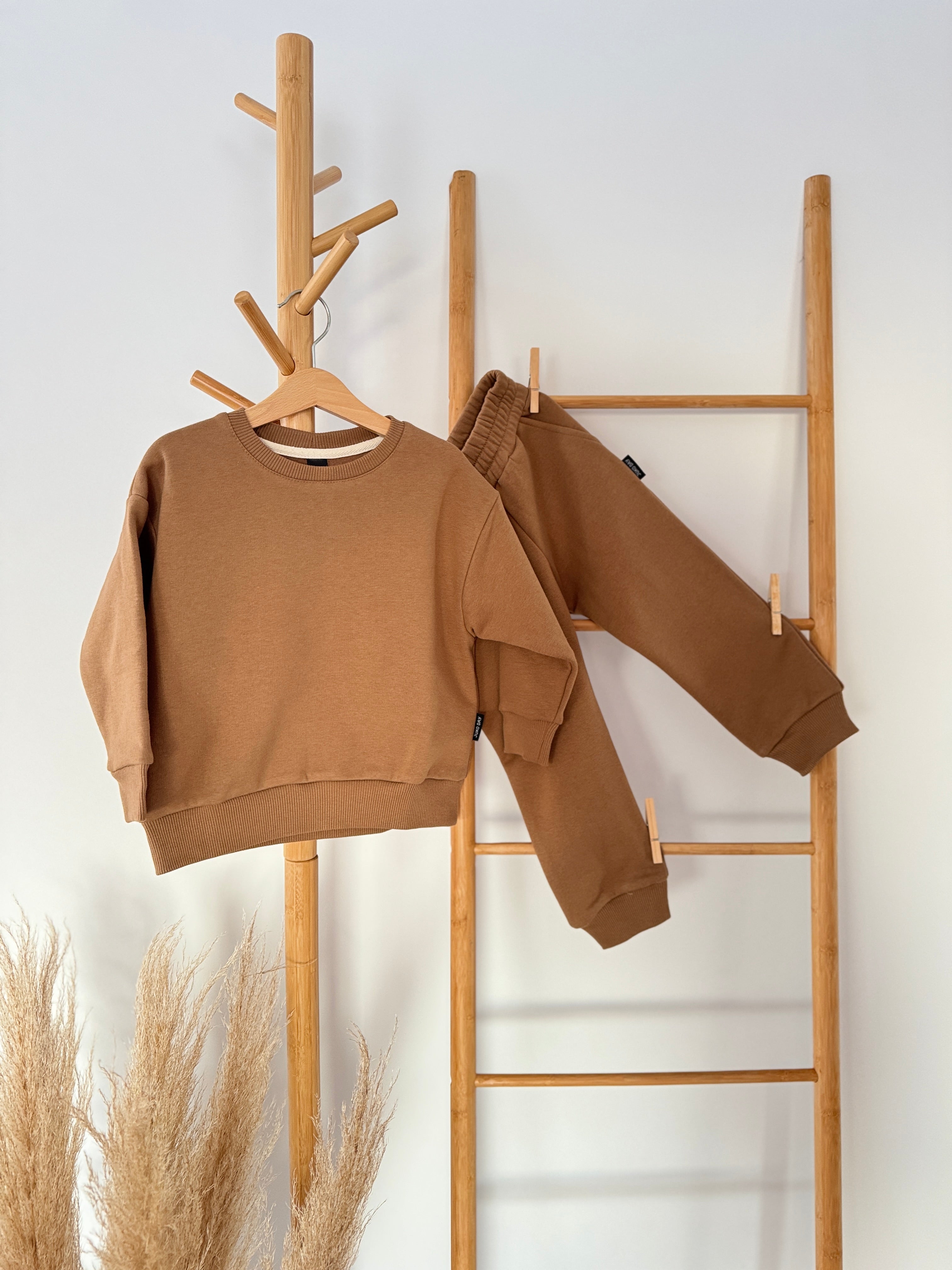 Vaikiškas kostiumėlis su pūkeliu