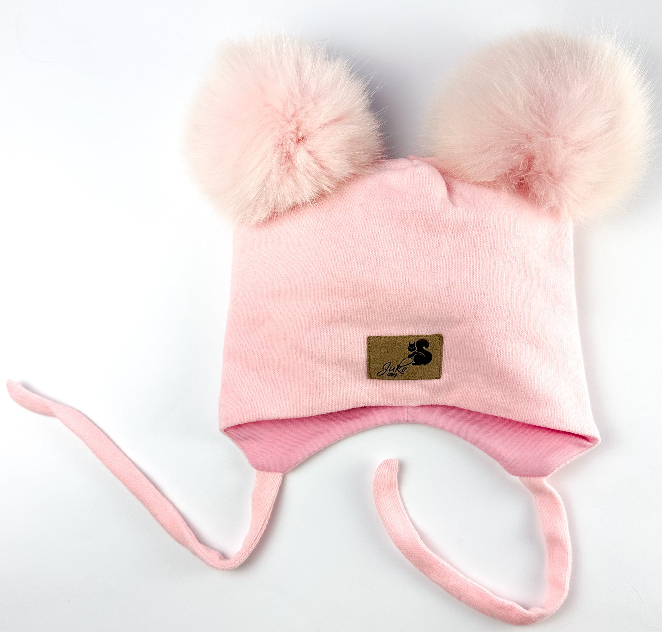 Vaikiška žieminė kepurė su dviem kailiniais bumbulais