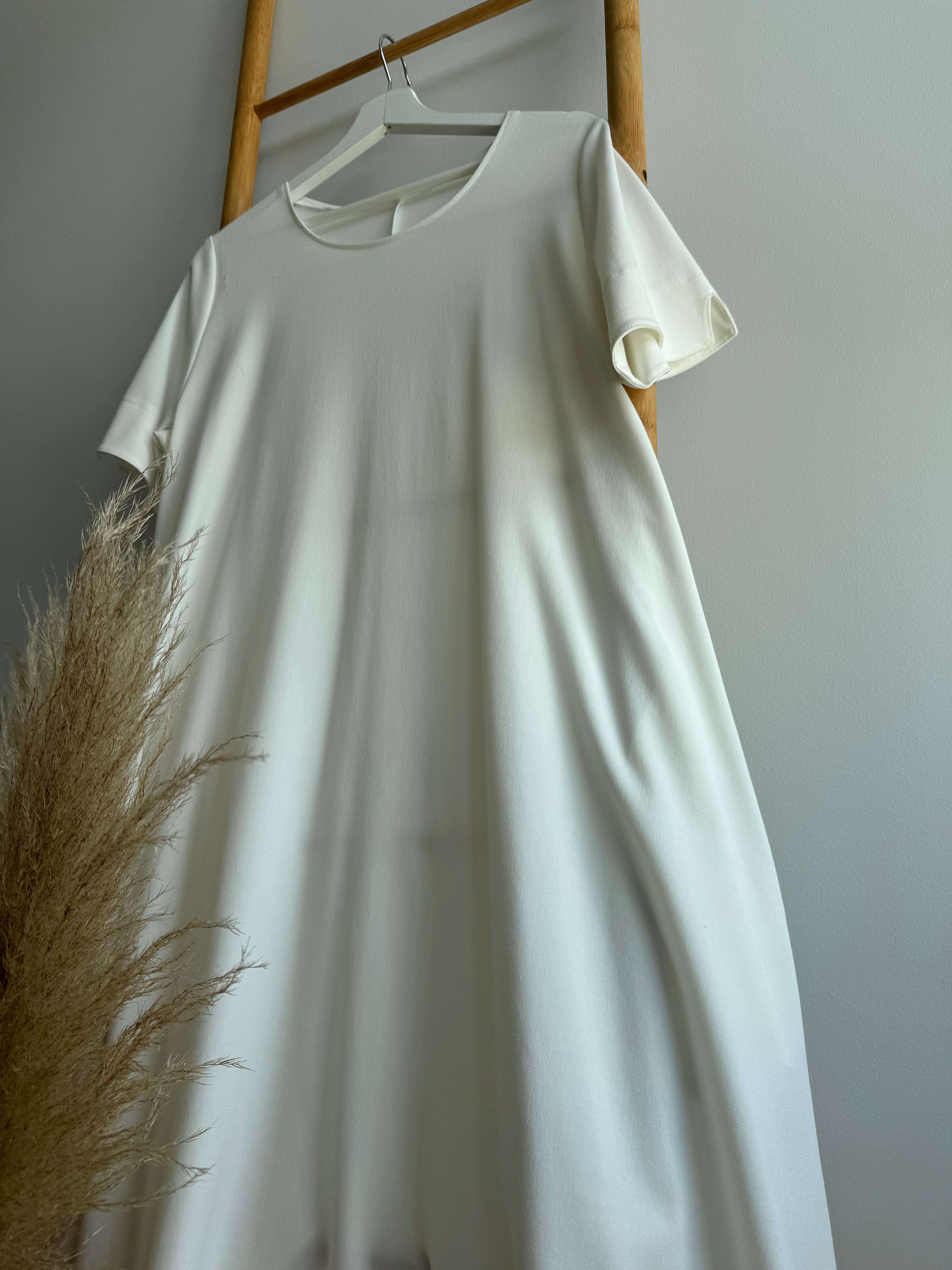 Lengva suknelė moterims | Oversize dydis