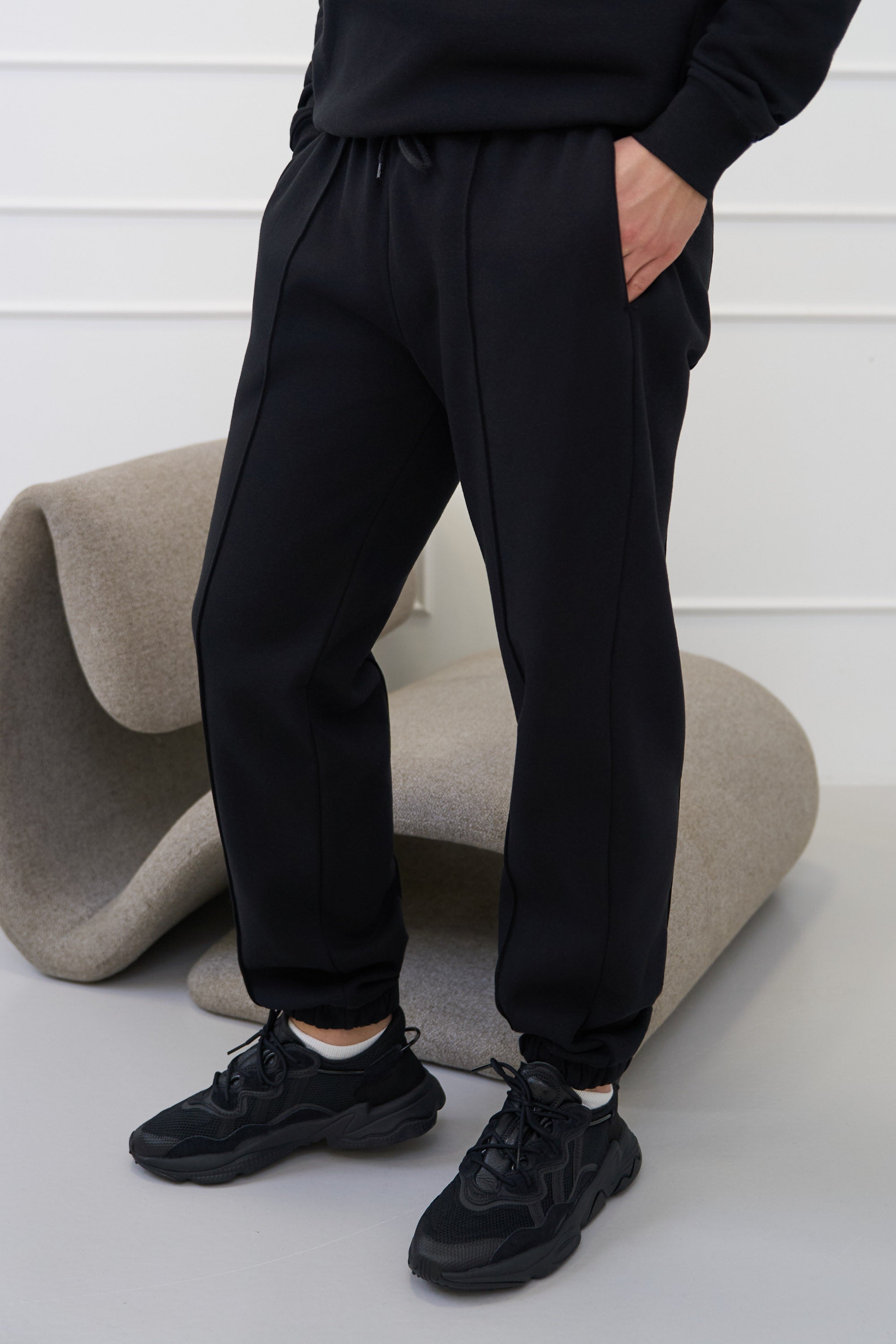 Juodos, vyriškos plačios kelnės su kantu