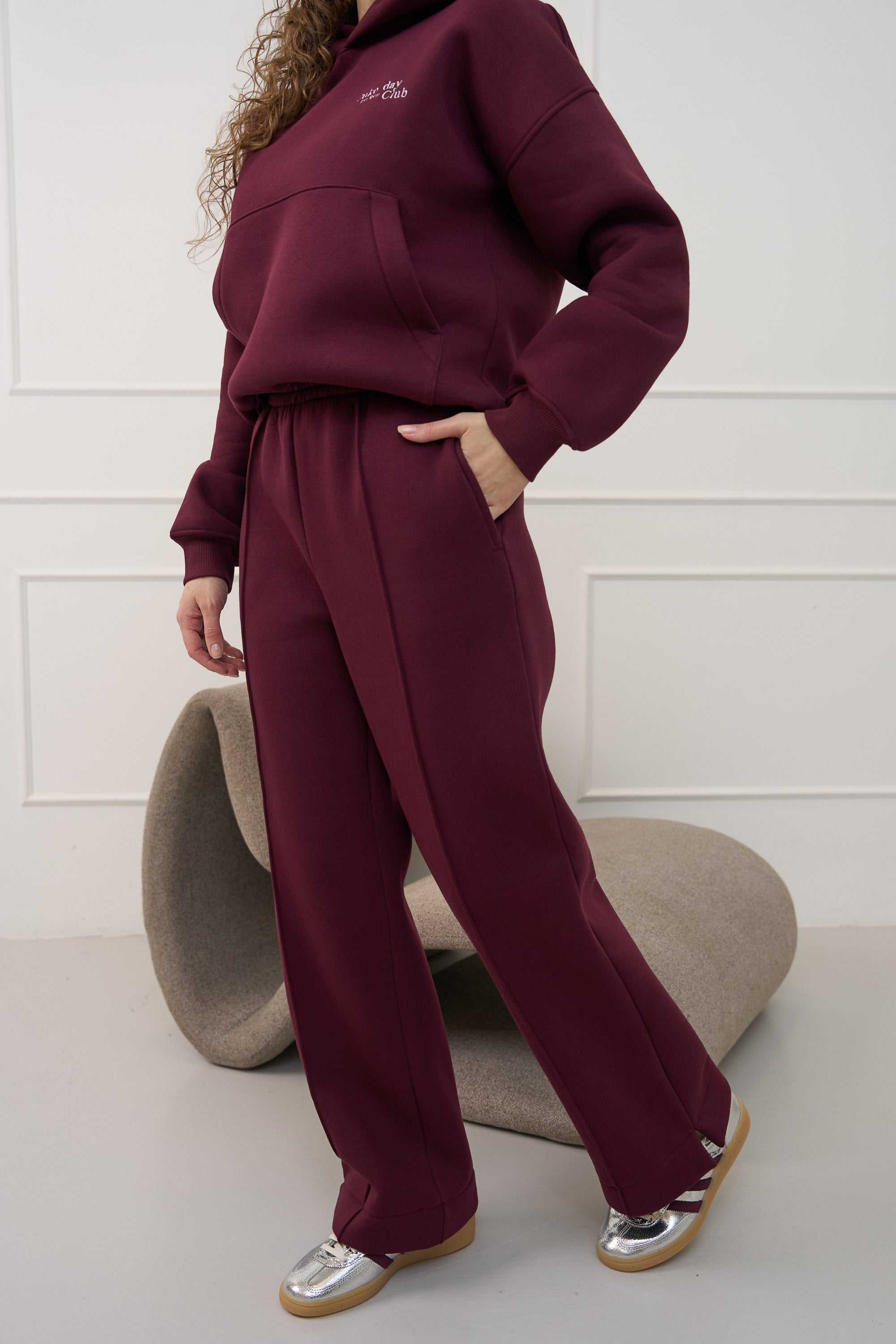 Bordo, plačios kelnės moterims "BURGUNDY" | Su kantu