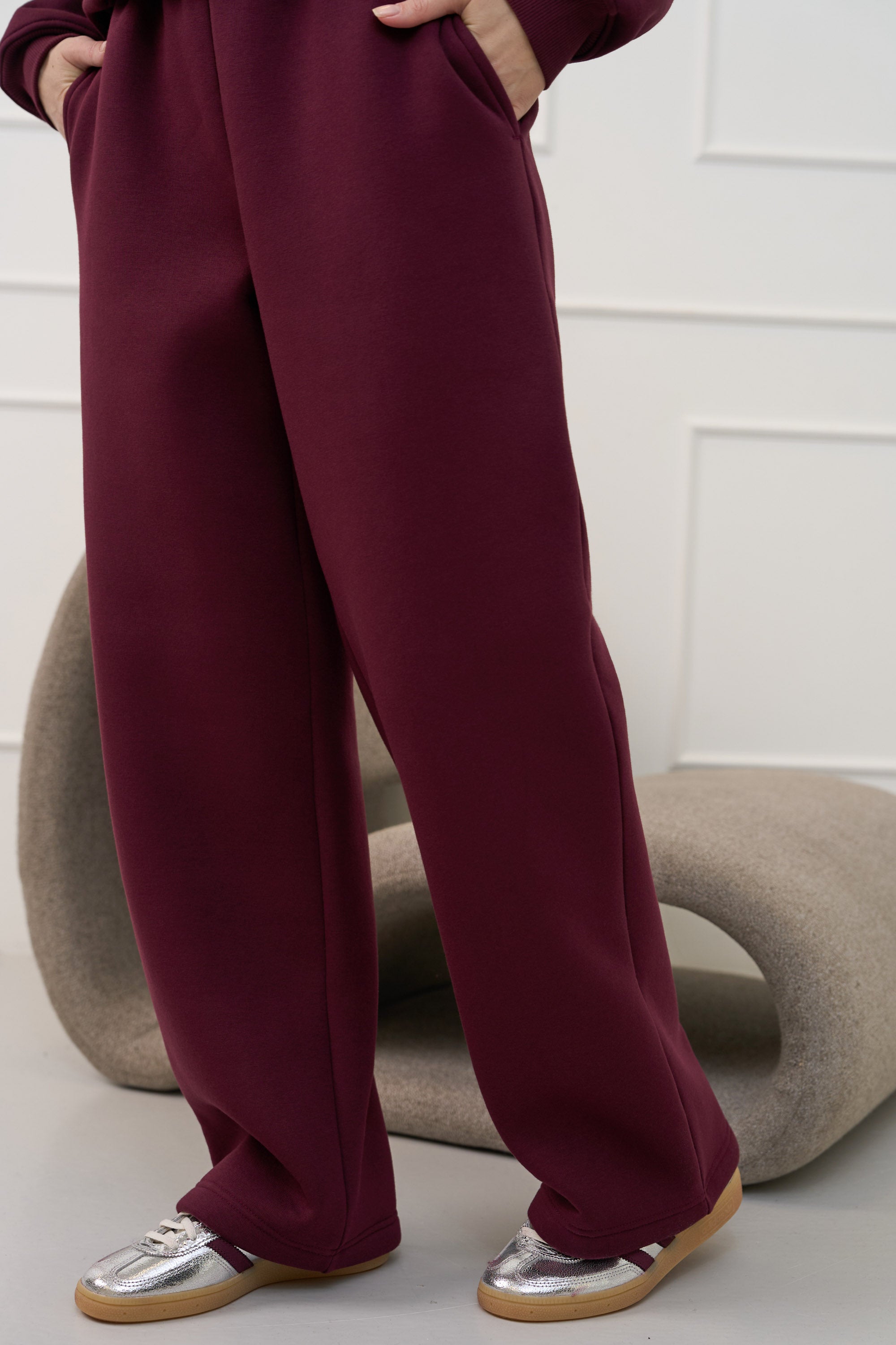 Bordo, plačios kelnės moterims "BURGUNDY"