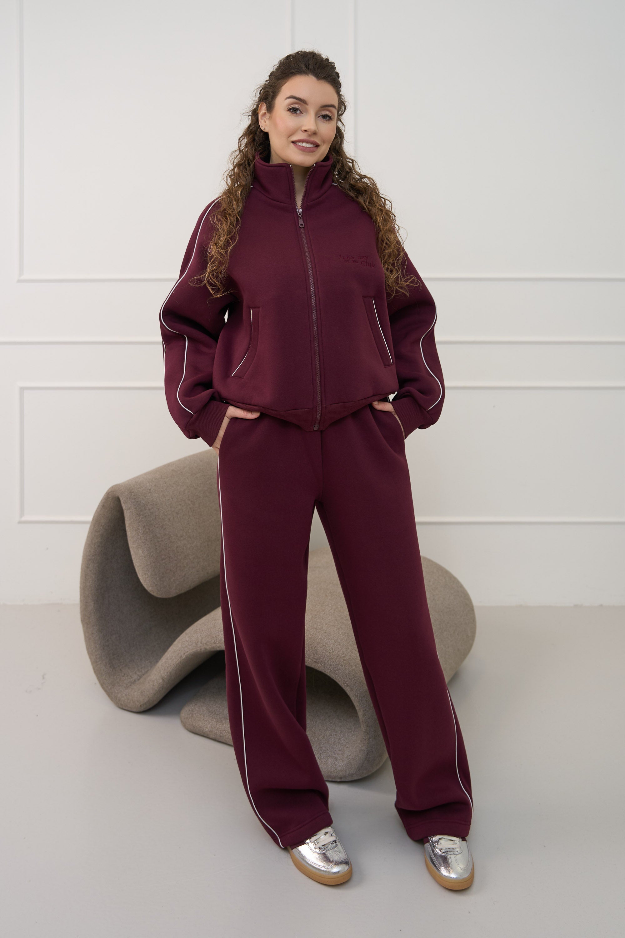 Džemperis moterims "BURGUNDY" | Kolekcijos deimantas