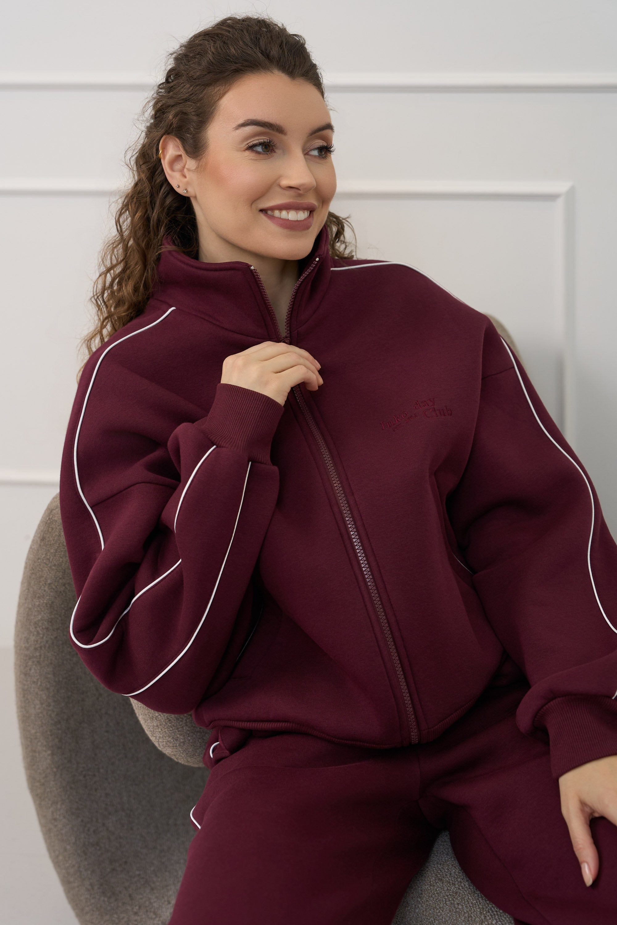 Bordo, plačios kelnės moterims "BURGUNDY" | Kolekcijos deimantas