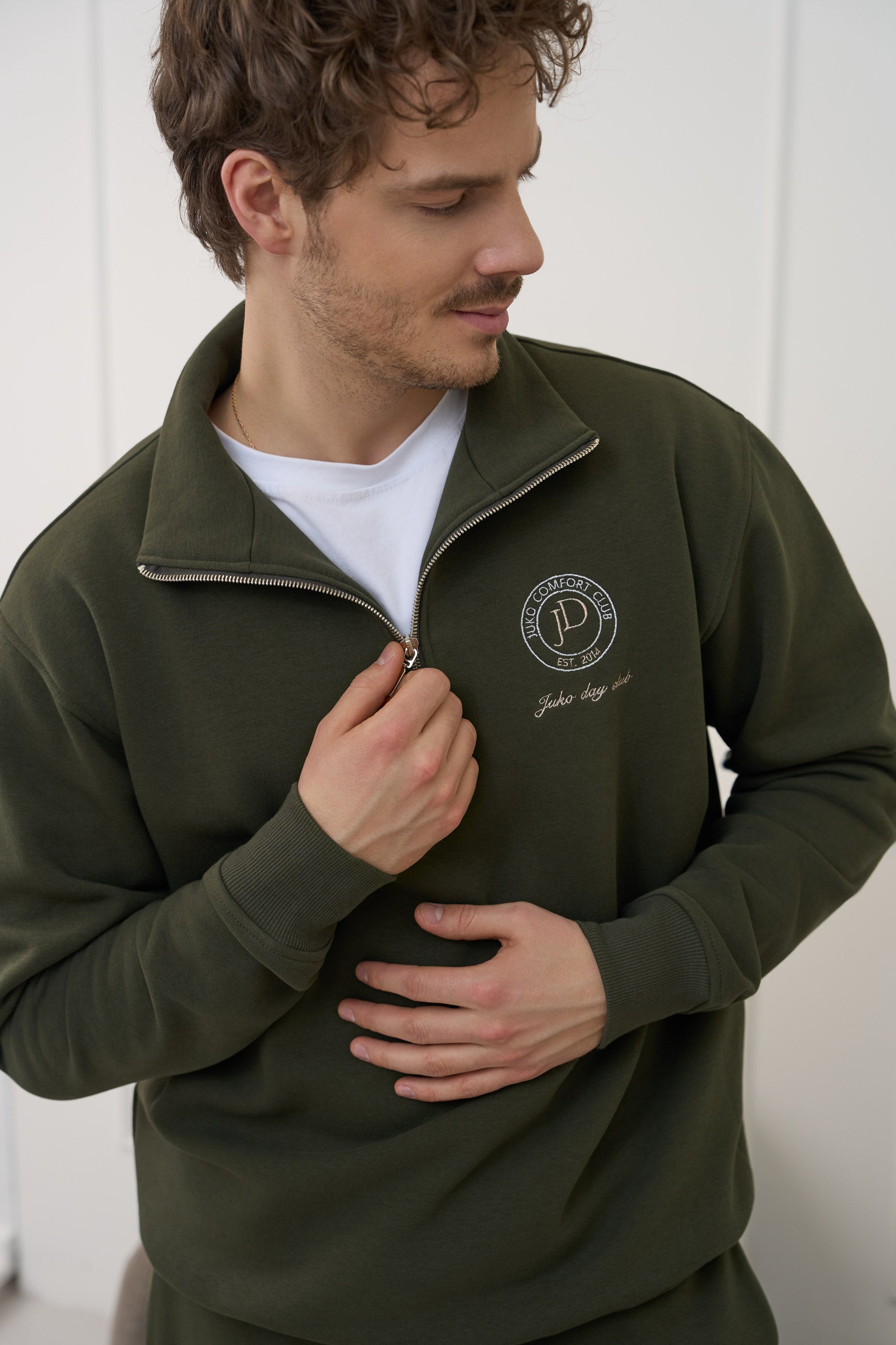 Chaki spalvos džemperis vyrams | Su pusiniu užtrauktuku