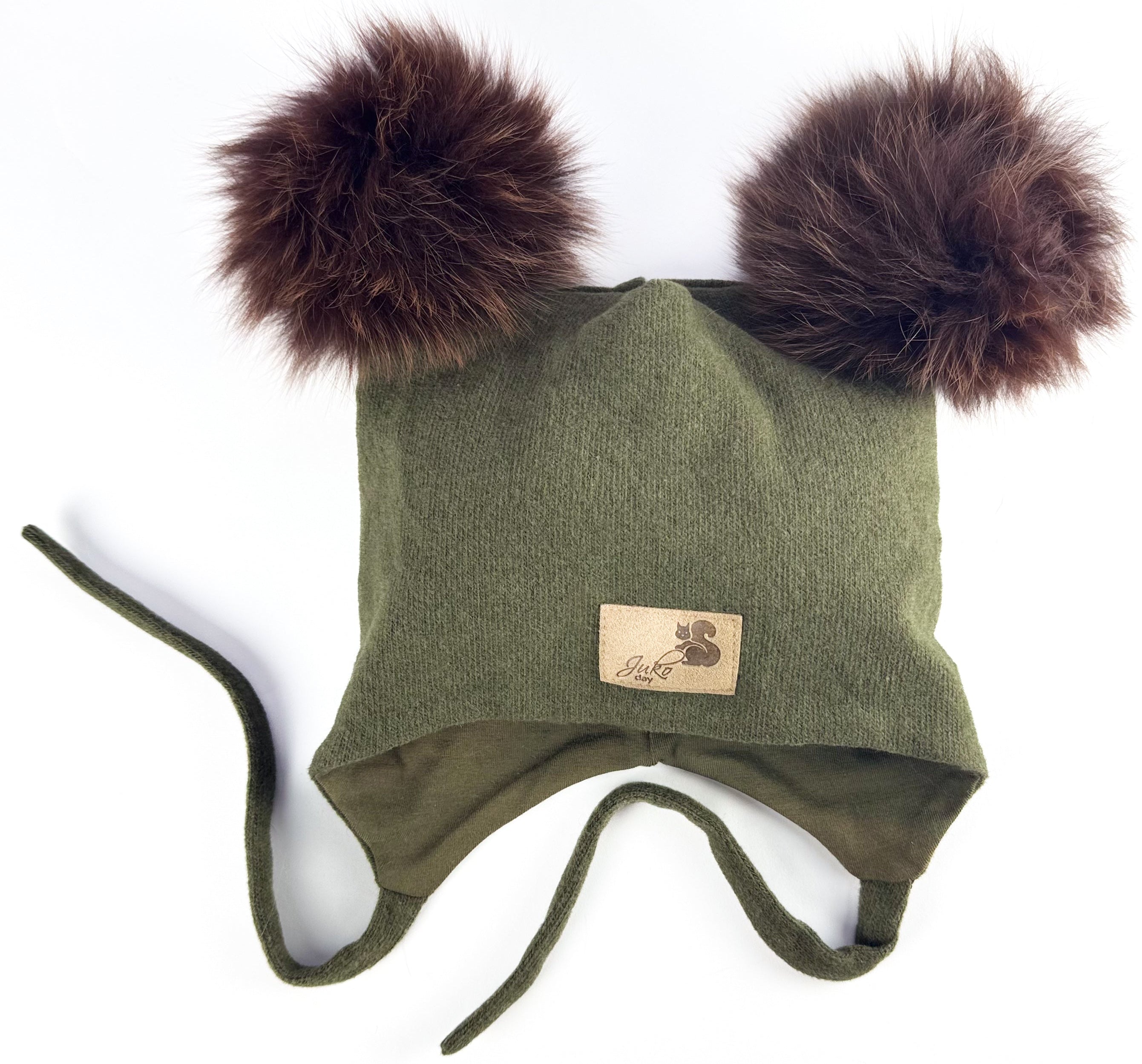 Vaikiška žieminė kepurė su dviem kailiniais bumbulais