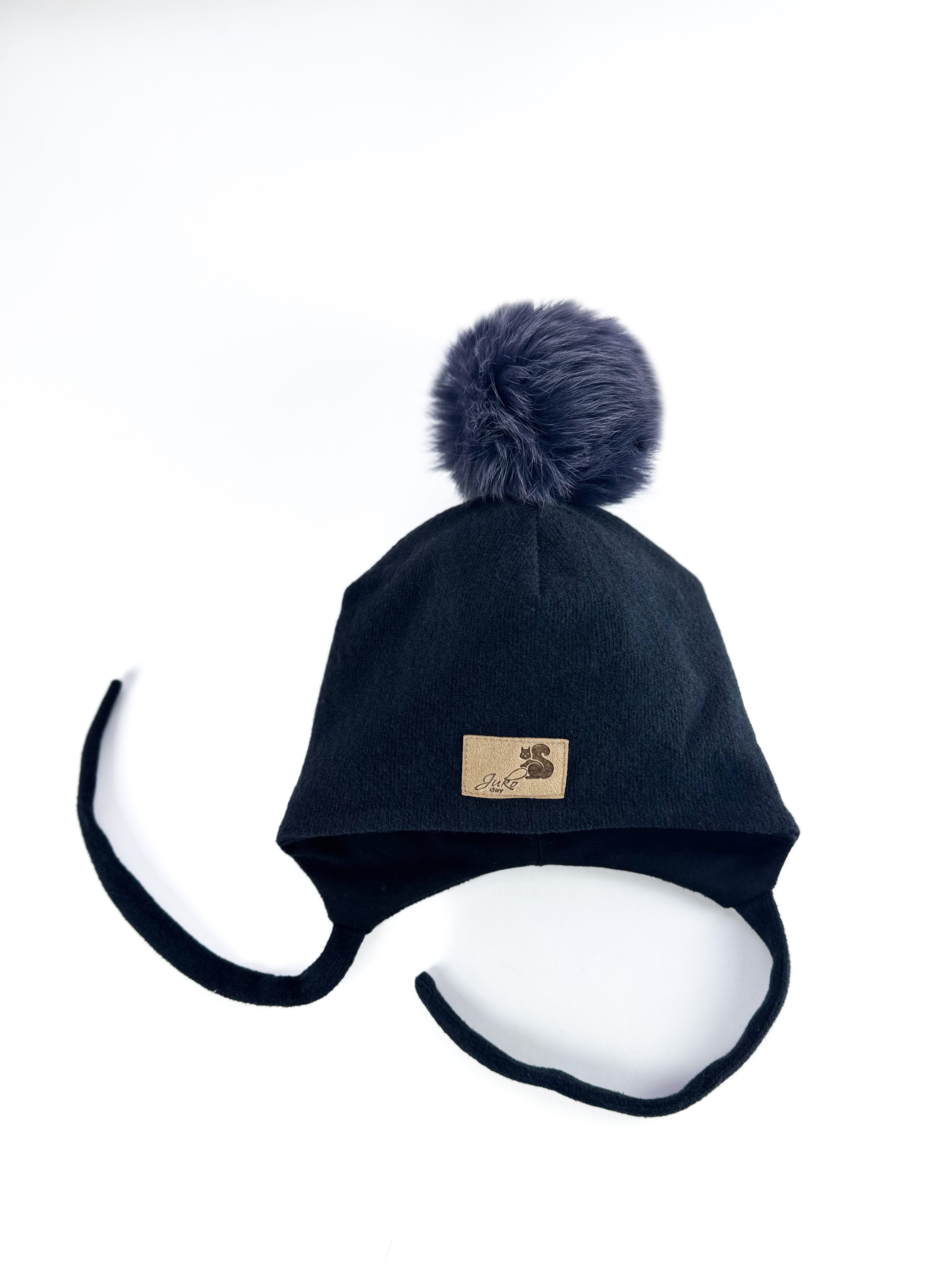 Vaikiška žieminė kepurė su vienu bumbulu ir raišteliais