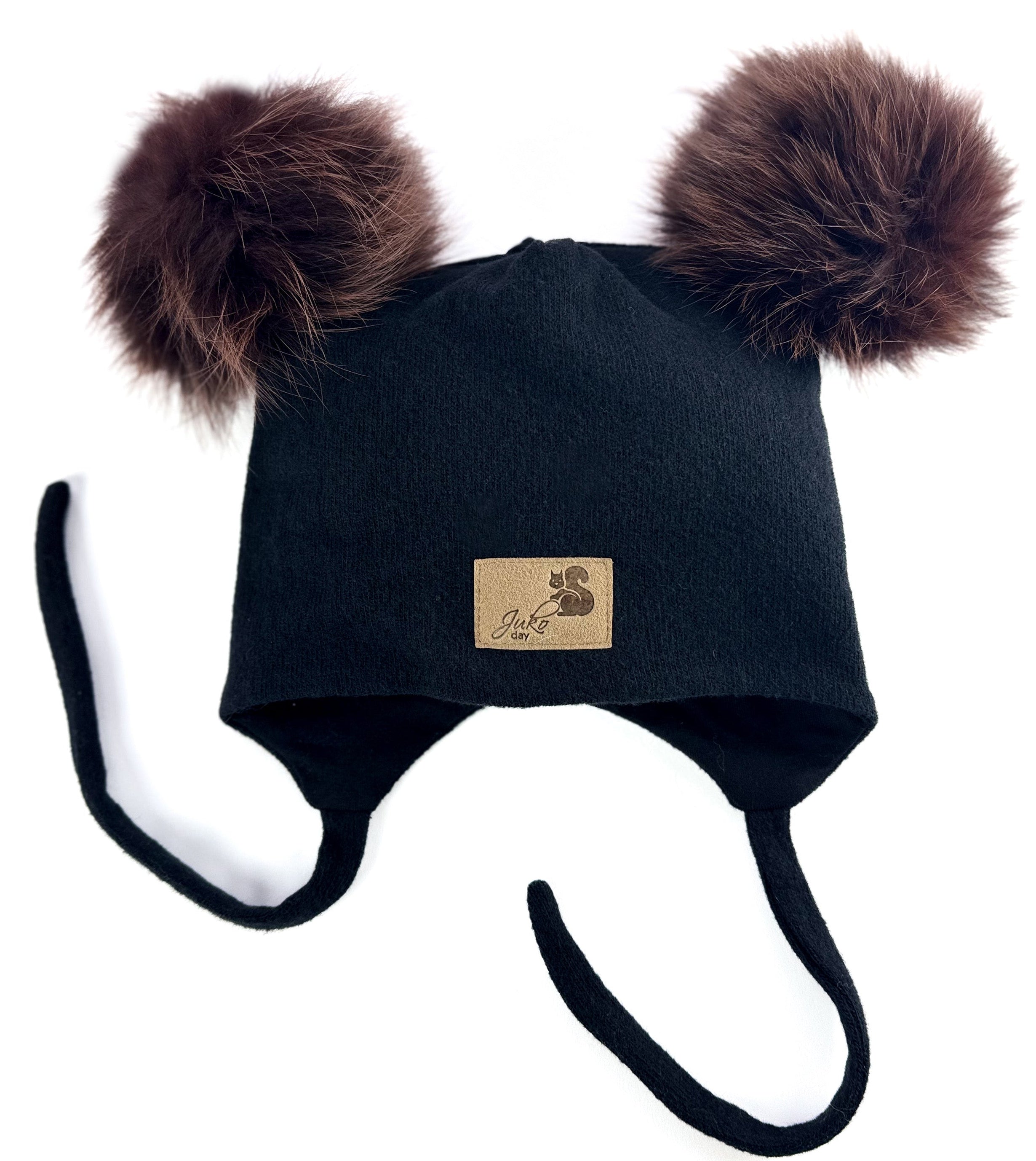 Vaikiška žieminė kepurė su dviem kailiniais bumbulais