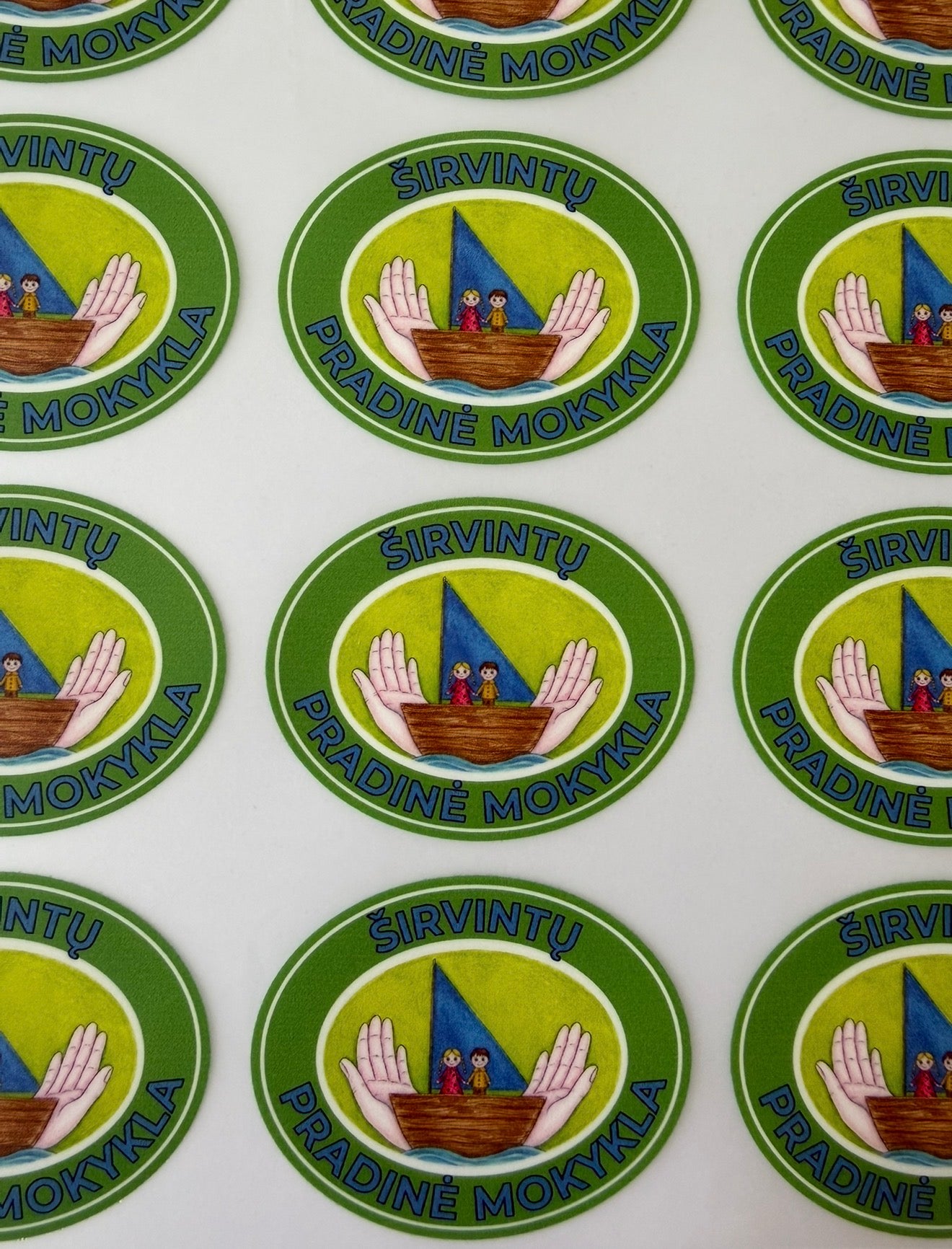 Širvintų pradinės mokyklos emblema