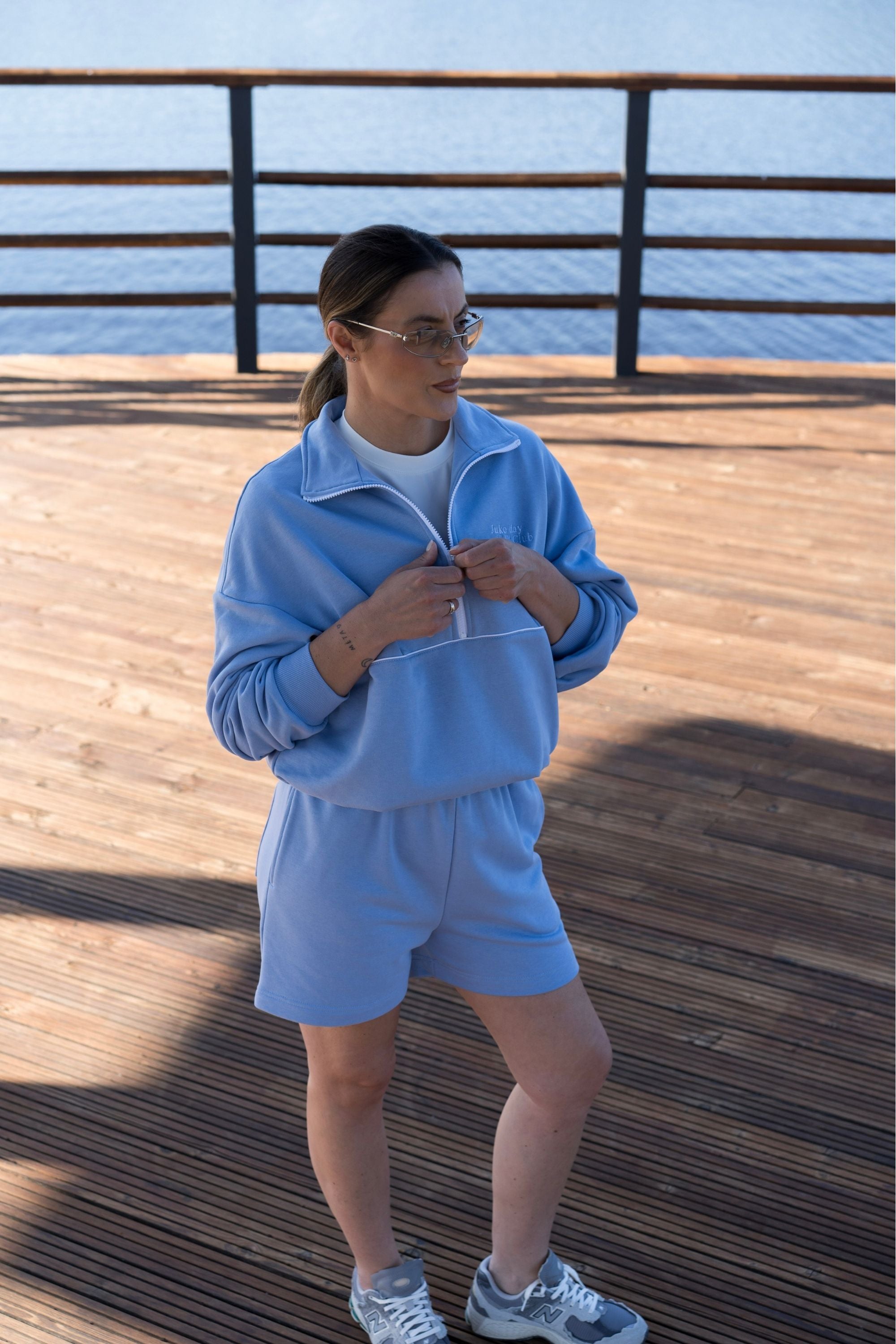 Laisvalaikio šortai moterims BABY BLUE