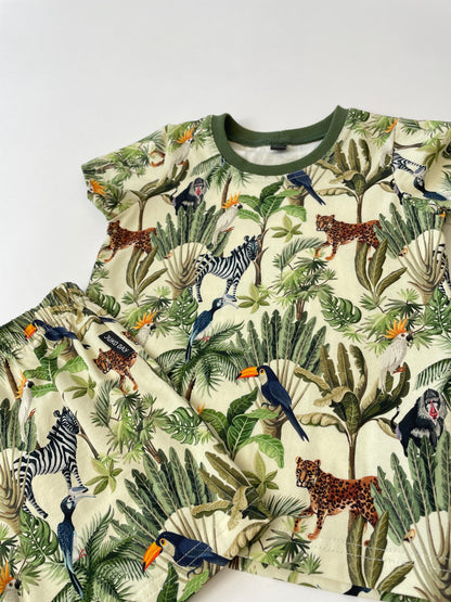 Children's pajamas with shorts "African animals"