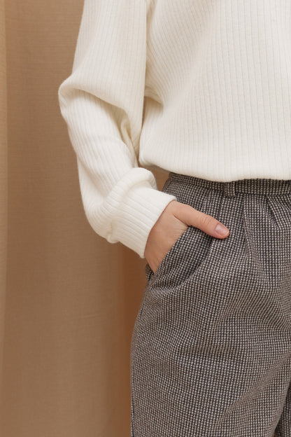 Women's trousers with wool