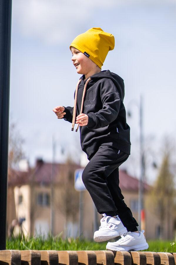 Jukoday juodos laisvalaikio kelnės